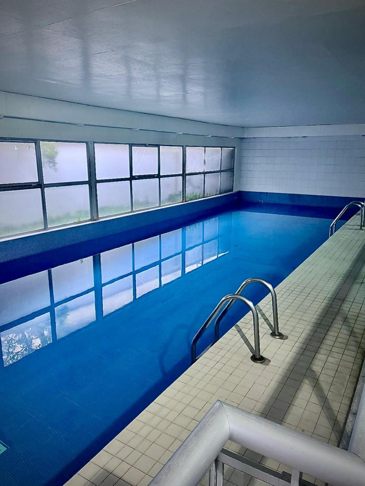 Appartement Avec Piscine París Exterior foto